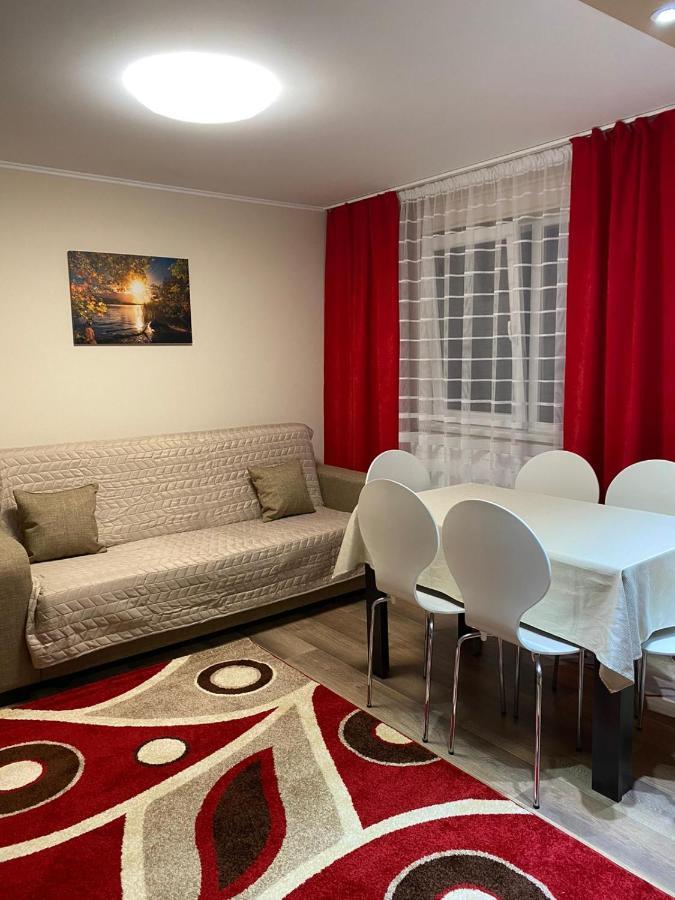 8 Residence Apartament Cavnic Esterno foto